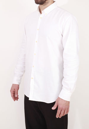 The button-down shirt - White